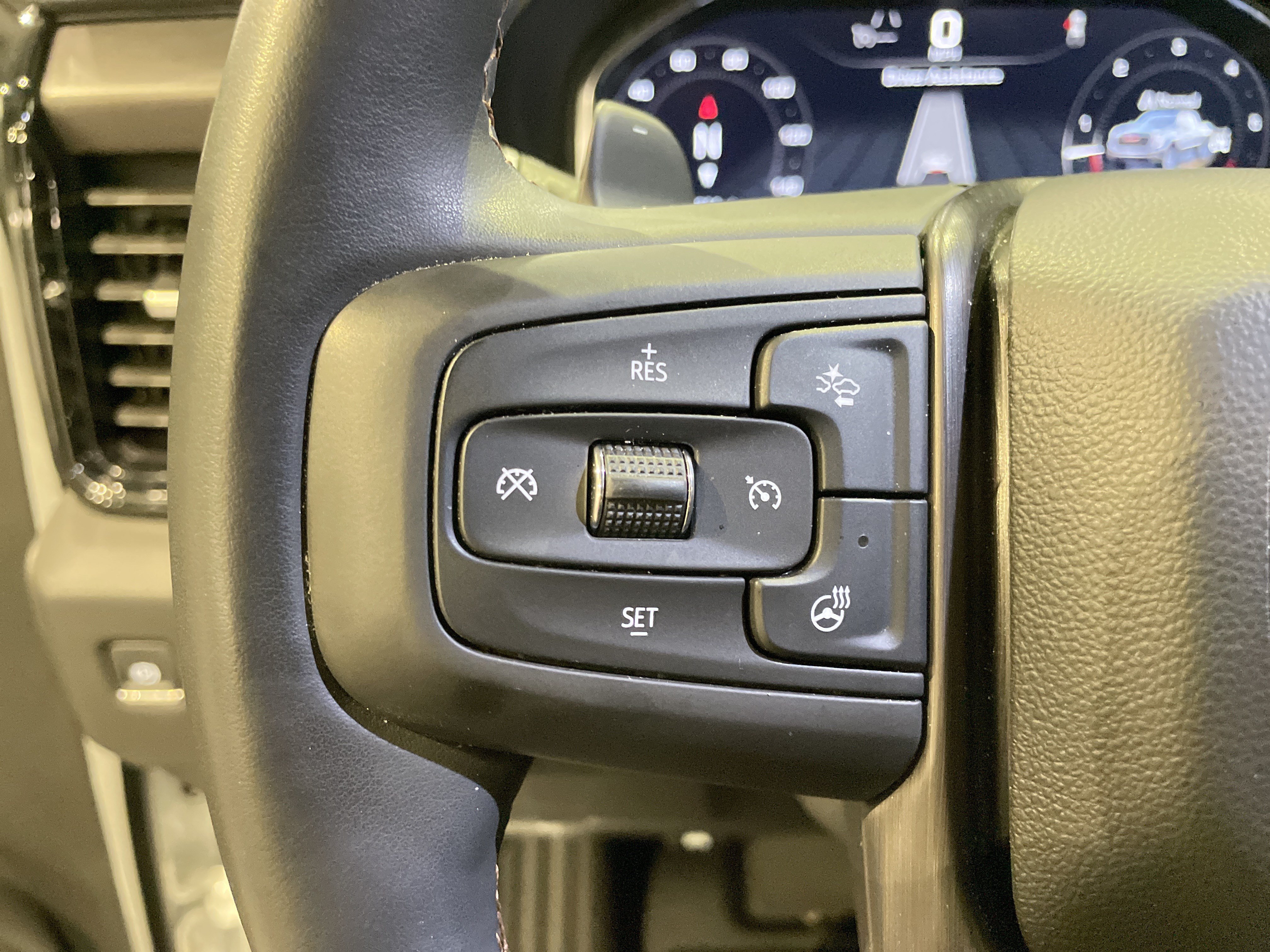 Used 2025 GMC Sierra 1500 AT4 w/ AT4 Premium Package AWD/4WD image 22