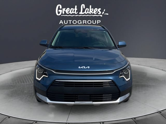 Used 2024 Kia Niro EX FWD image 8