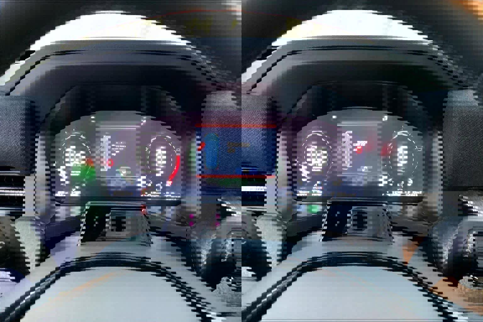 Used 2025 Ford Explorer Platinum image 24