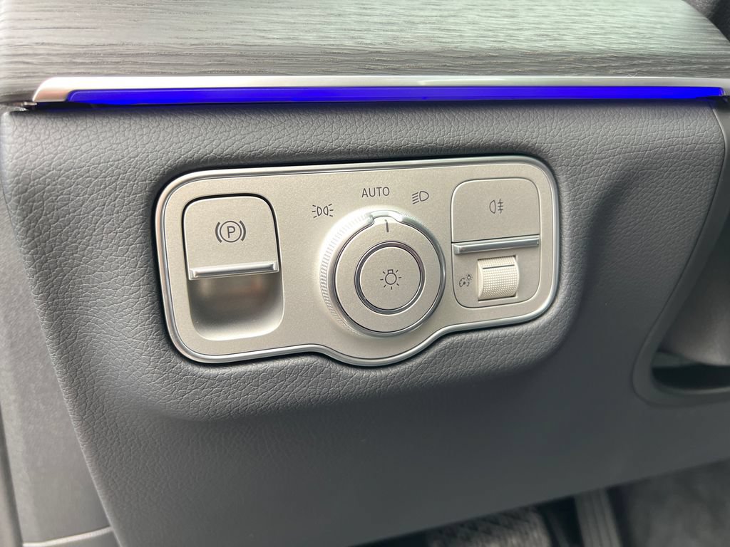 New 2026 Mercedes-Benz GLE 450 4MATIC image 14