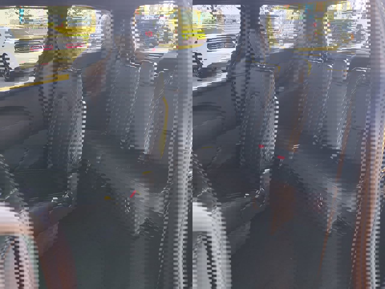 Certified 2025 Chrysler Pacifica Select image 13