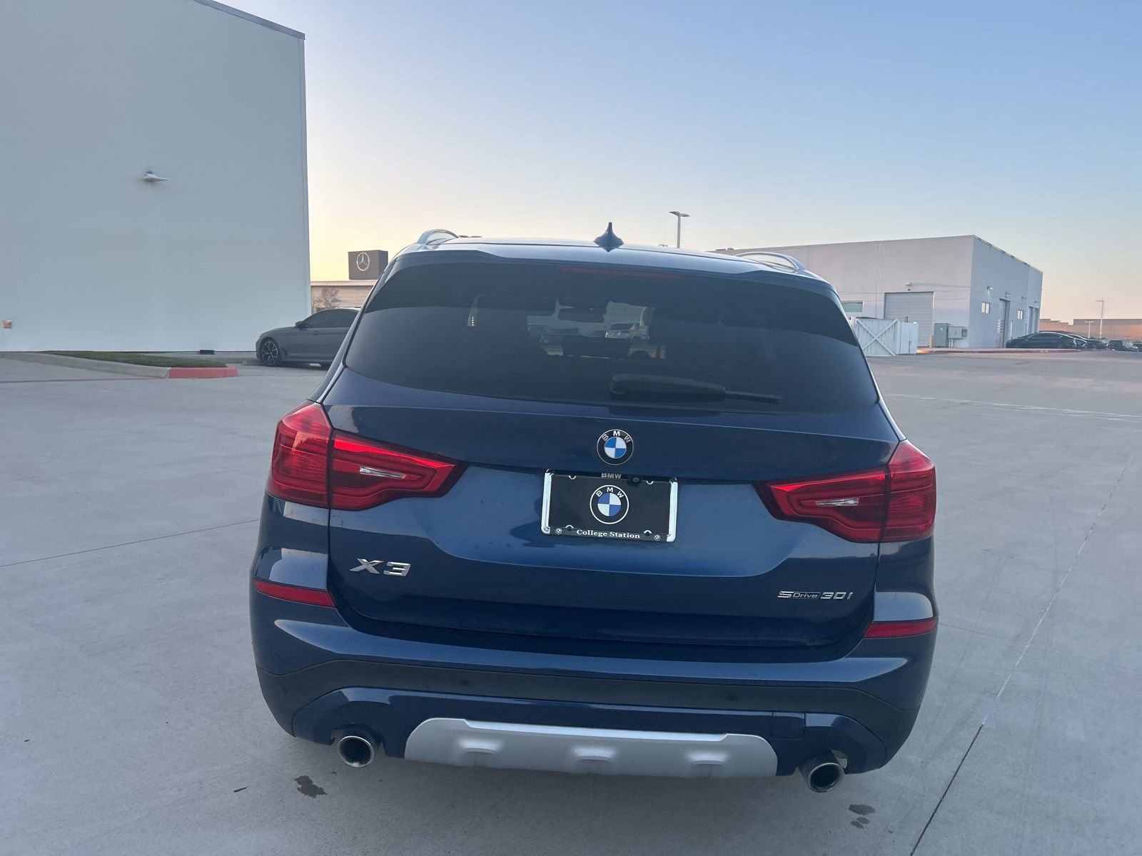 Used 2019 BMW X3 sDrive30i w/ Driving Assistance Package image 9