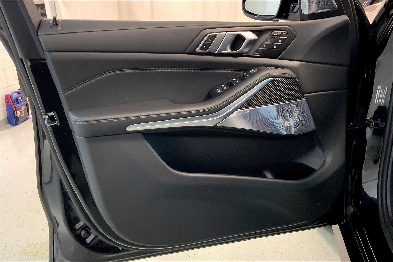 Used 2026 BMW ALPINA XB7 image 10