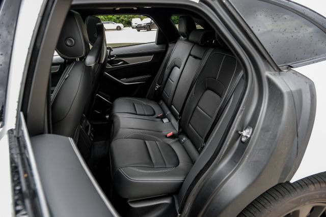 Used 2026 Jaguar F-PACE R-Dynamic S AWD/4WD image 48