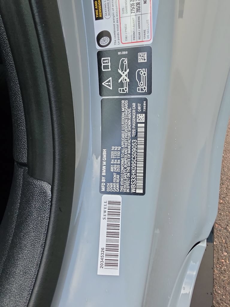 Used 2025 BMW M4 xDrive Competition AWD/4WD image 29