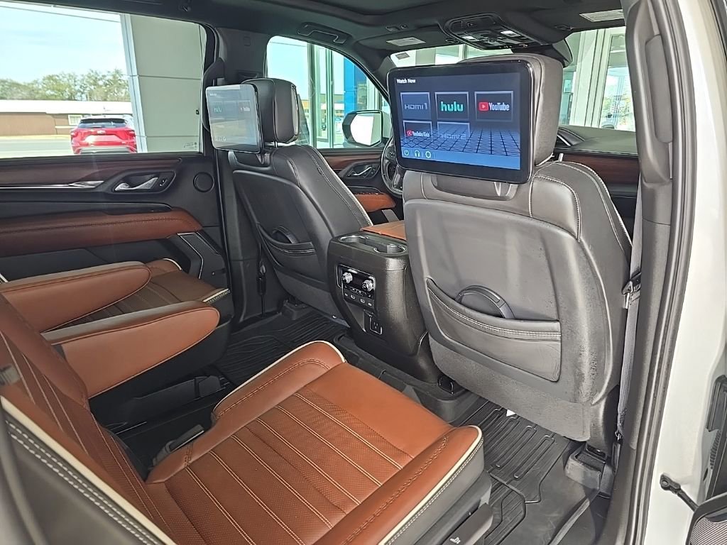 Used 2023 GMC Yukon XL Denali Ultimate w/ LPO, Floor Liner Package image 14