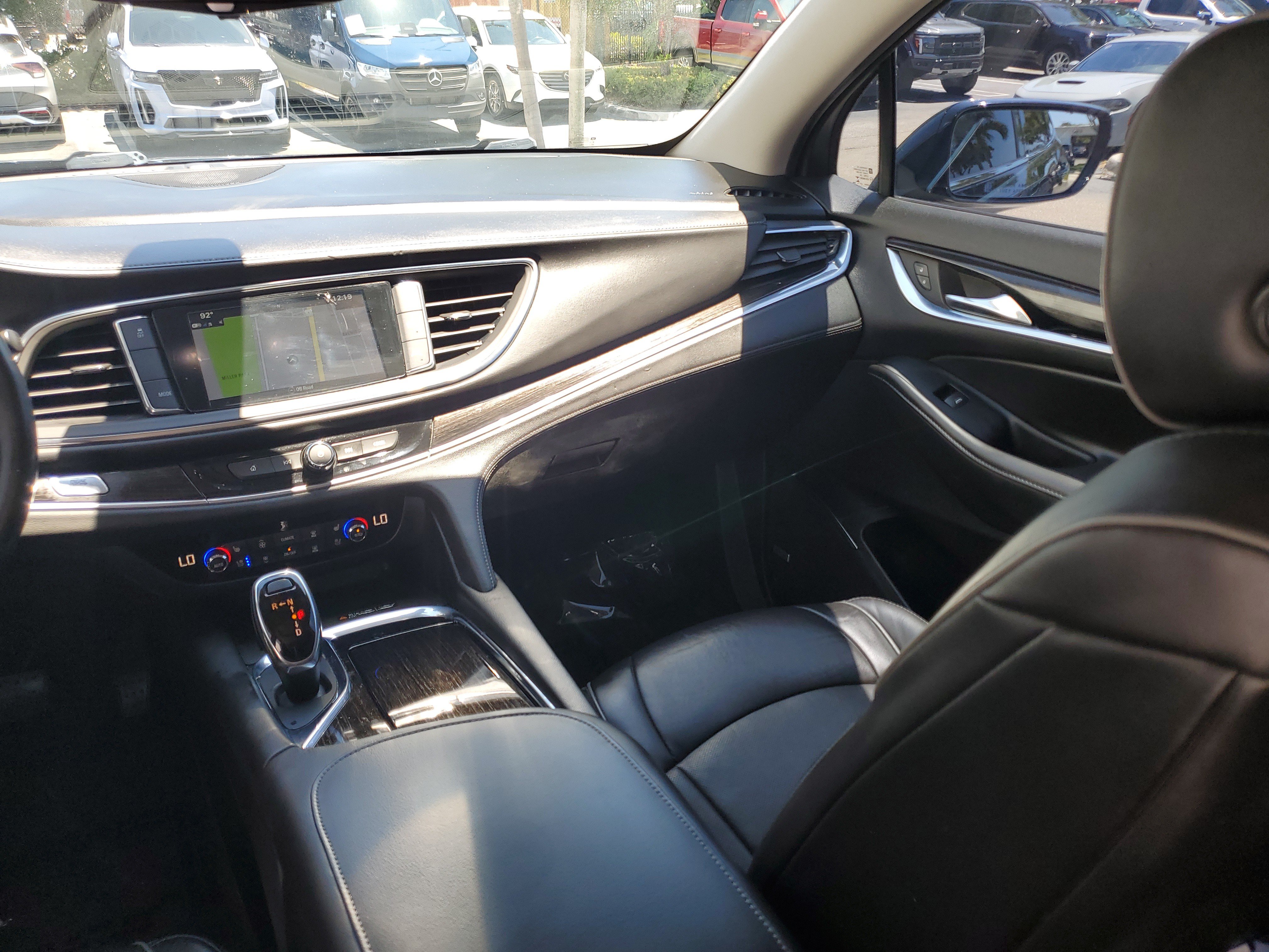 Used 2019 Buick Enclave Avenir w/ Avenir Technology Package FWD image 16