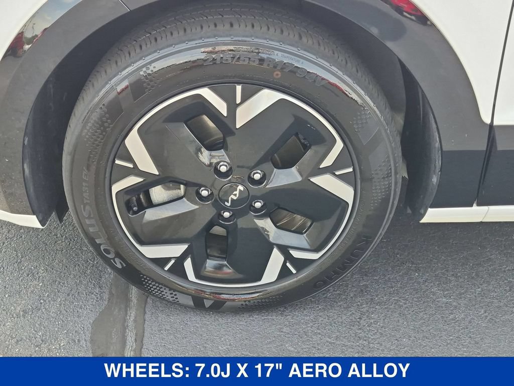 Used 2023 Kia Niro Wave w/ Wave Preserve Package FWD image 10