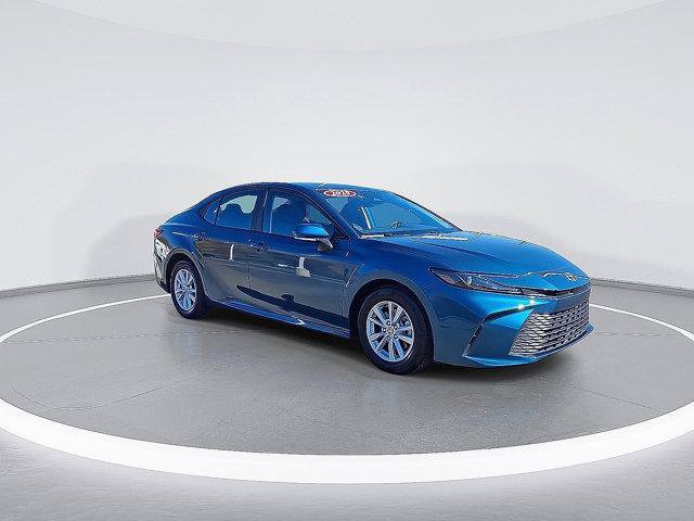 Certified 2025 Toyota Camry LE image 5