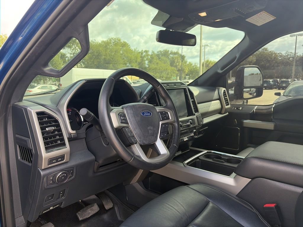 Used 2022 Ford F250 Lariat w/ Black Appearance Package AWD/4WD image 9