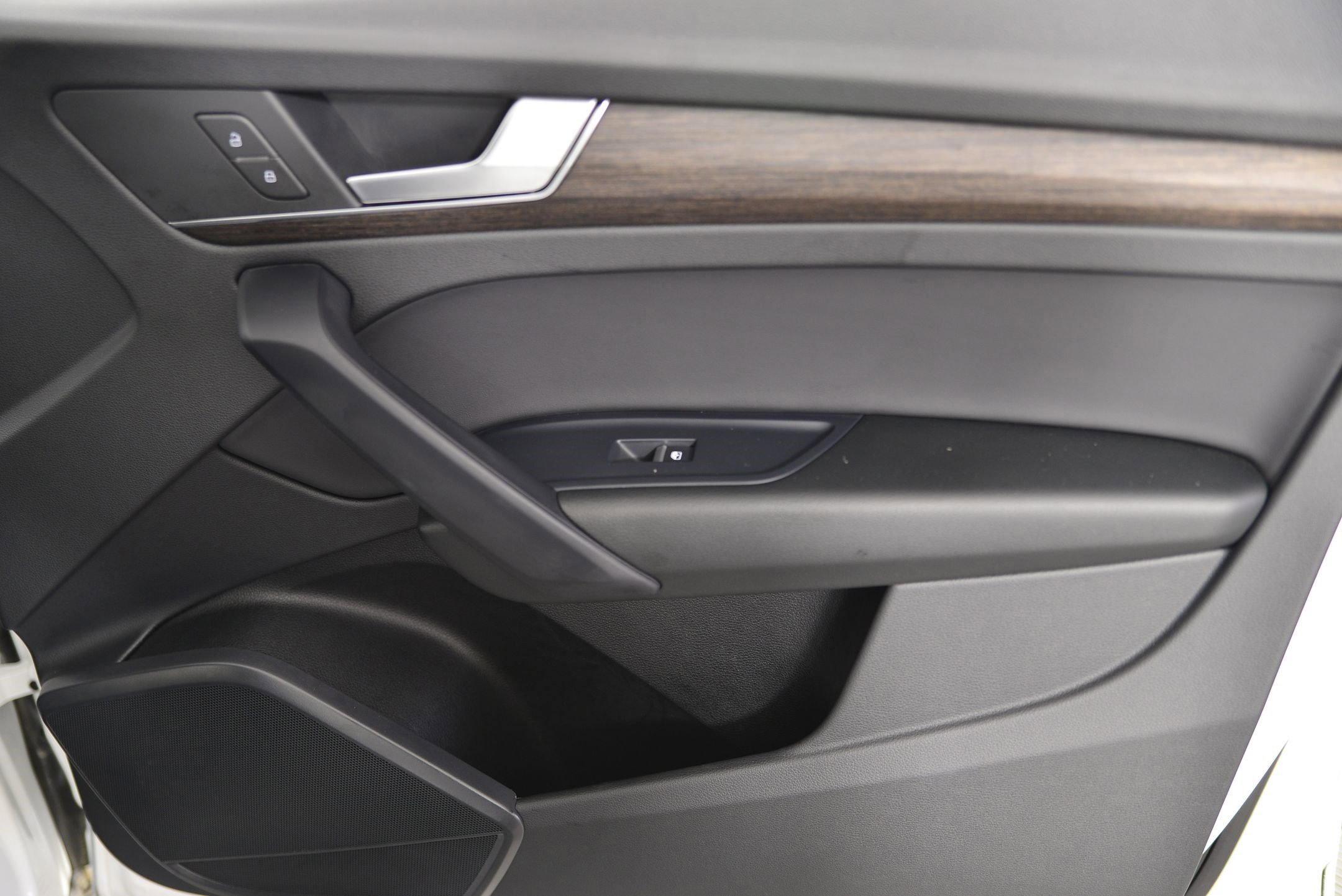 Certified 2025 Audi Q5 2.0T Premium w/ Convenience Plus Package image 22