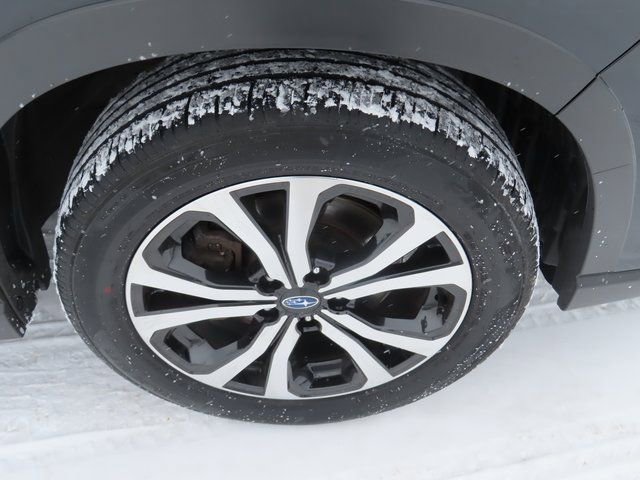 Used 2024 Subaru Forester Limited image 17