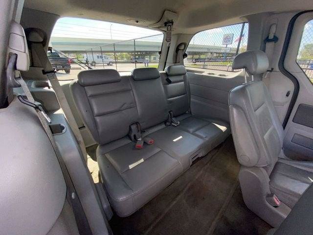 Used 2004 Ford Freestar Limited FWD image 3