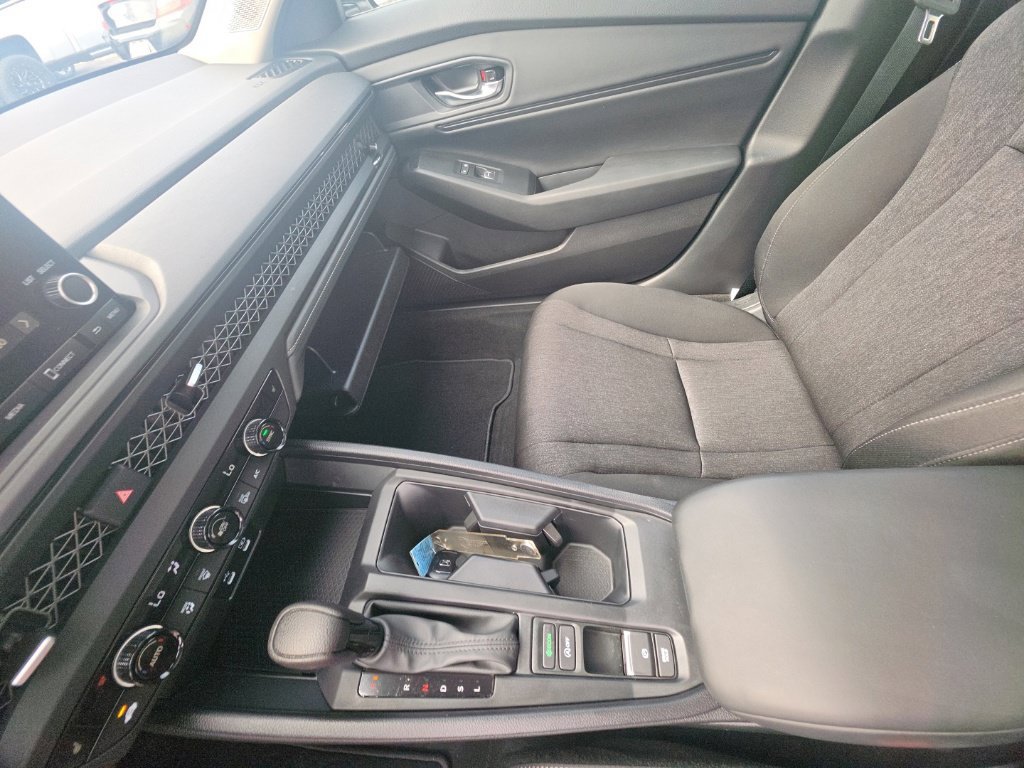 Certified 2025 Honda Accord SE image 23