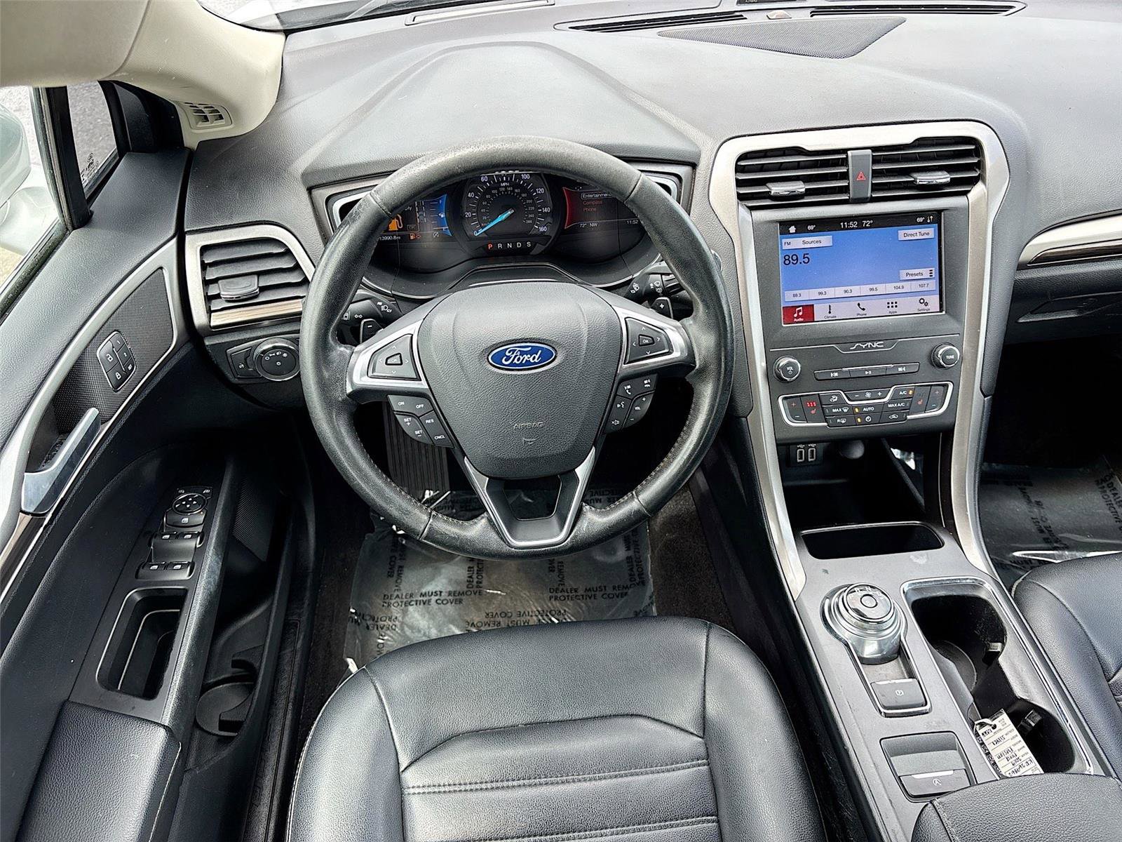 Used 2019 Ford Fusion SEL FWD image 21