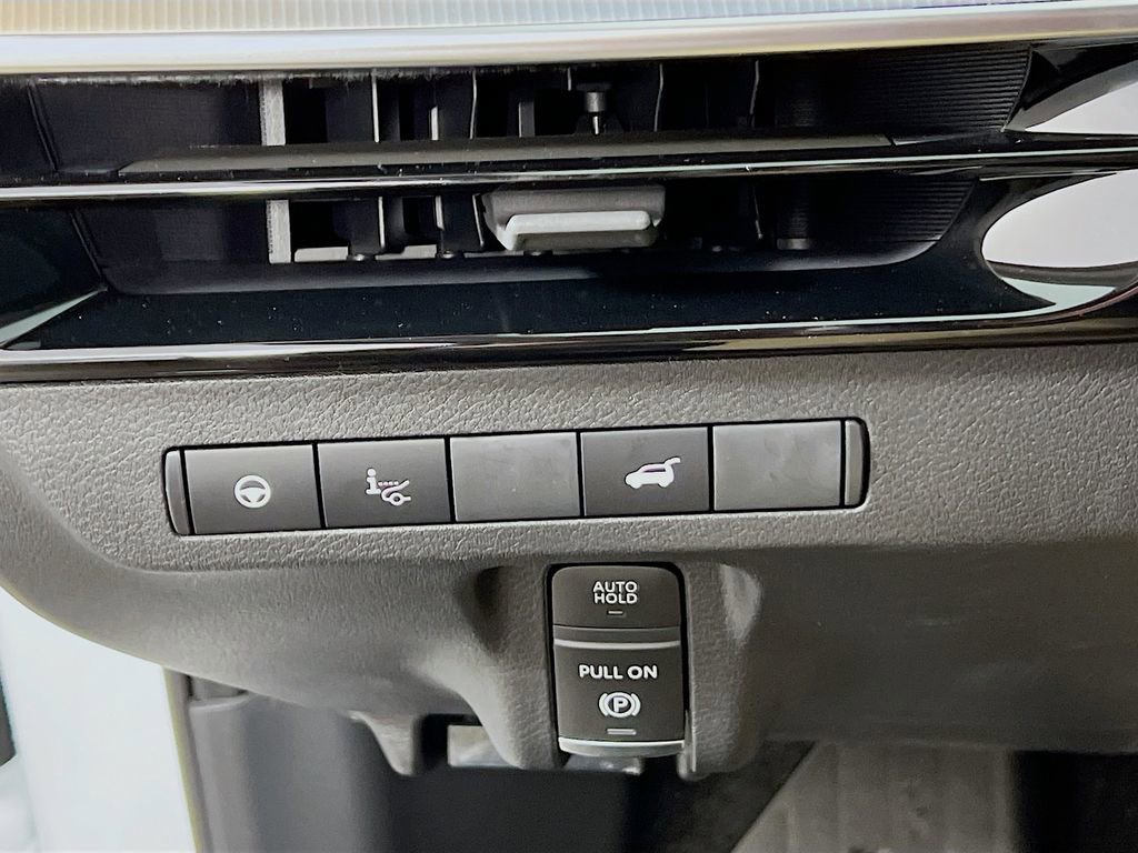 New 2026 Nissan Murano Platinum image 9