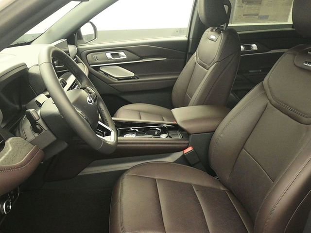 New 2026 Ford Explorer Platinum RWD image 14