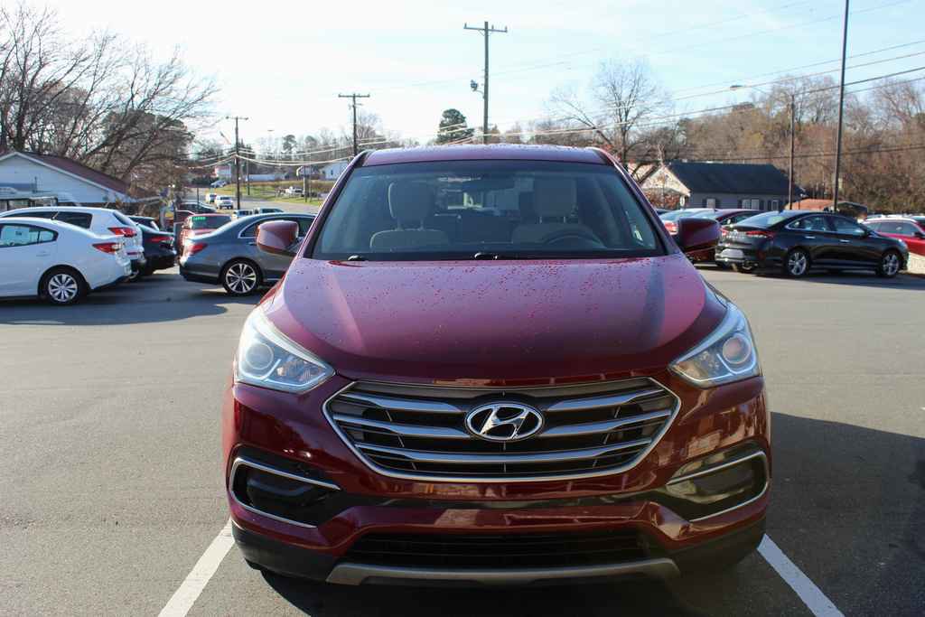 Used 2017 Hyundai Santa Fe Sport FWD image 2