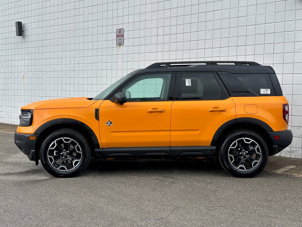New 2026 Ford Bronco Sport Outer Banks w/ Outer Banks Tech Package+ AWD/4WD image 2
