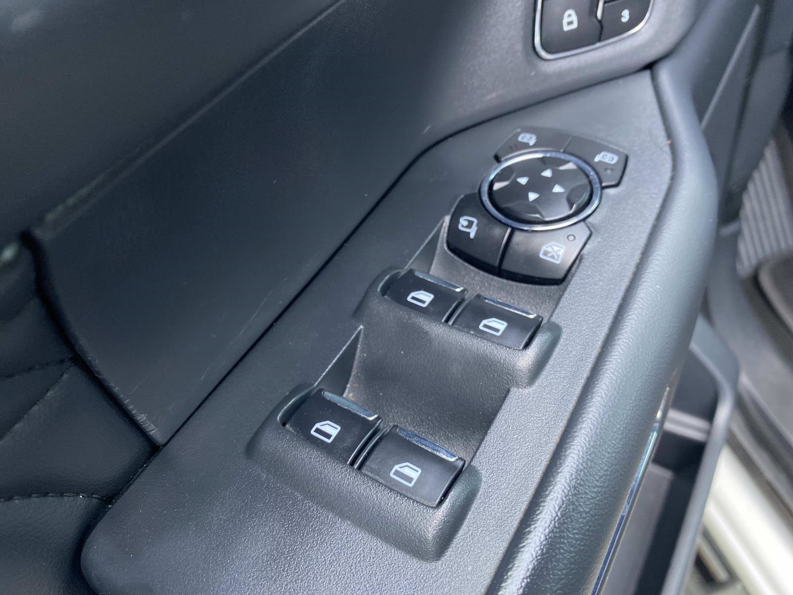 Used 2024 Ford Expedition Max Platinum AWD/4WD image 19