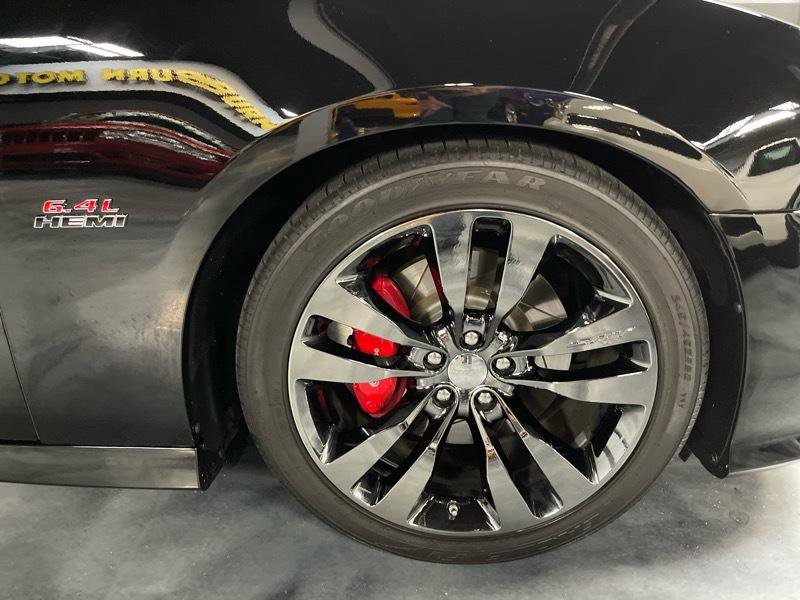 Used 2014 Dodge Charger SRT8 w/ Harman/Kardon Audio Group RWD image 20