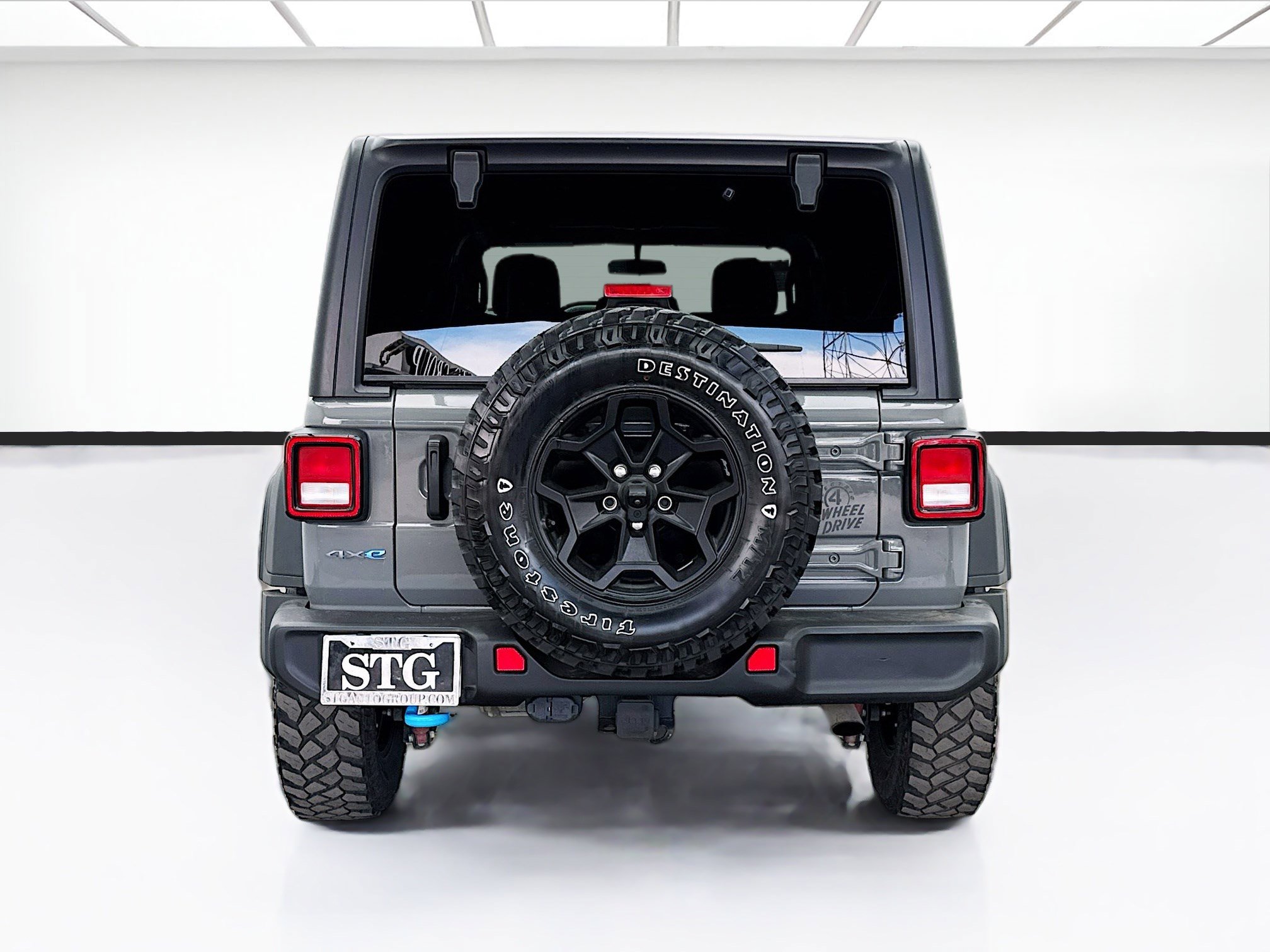 Used 2023 Jeep Wrangler Willys 4xe image 5