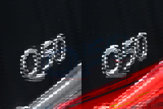 Used 2016 INFINITI Q50 Premium w/ Driver Assistance Package image 6