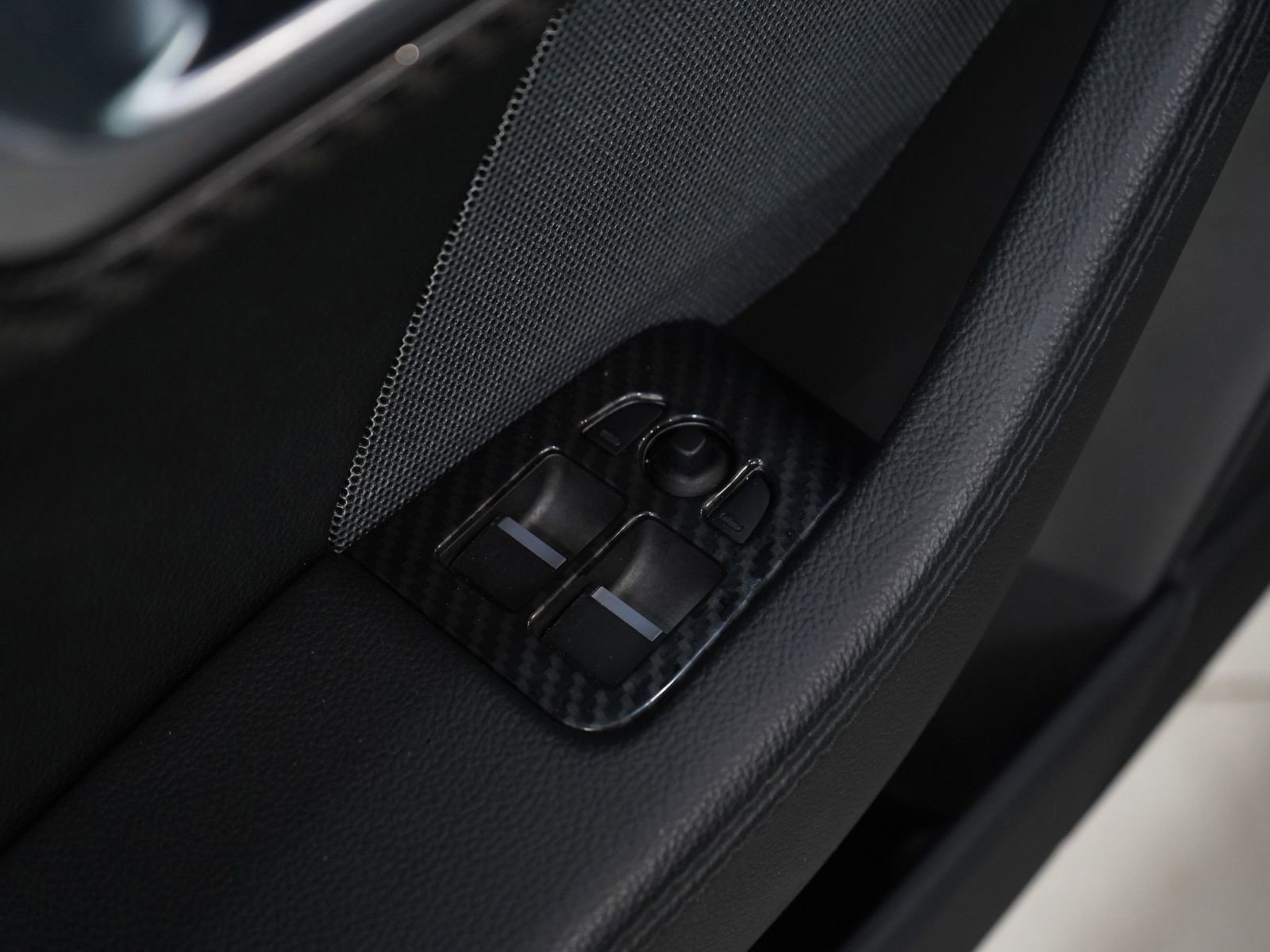 Used 2014 Jaguar F-TYPE S RWD image 14