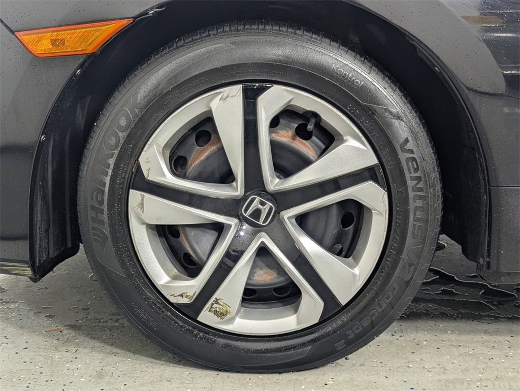 Used 2016 Honda Civic LX image 9