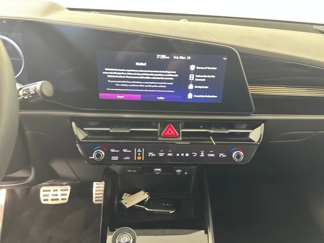 Used 2025 Kia Niro Wave w/ Wave Preserve Package image 21