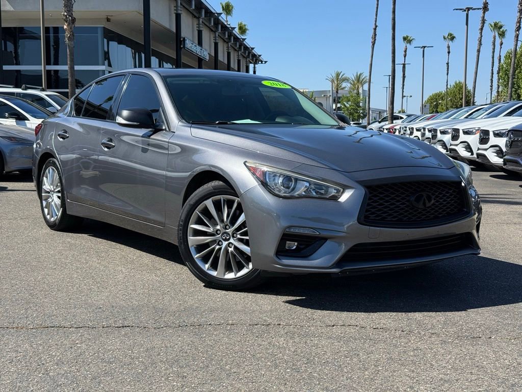 Used 2018 INFINITI Q50 Luxe RWD image 1
