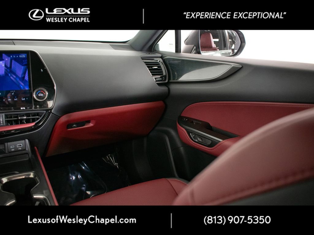 Used 2025 Lexus NX 250 FWD w/ Accessory Package (Z1) image 29