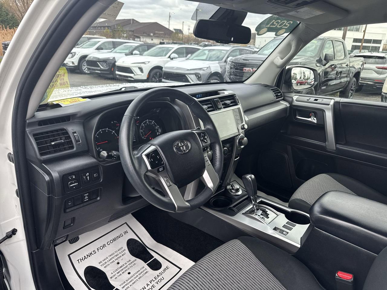 Used 2021 Toyota 4Runner SR5 AWD/4WD image 10