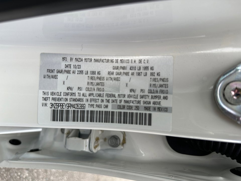 Used 2024 MAZDA MAZDA3 2.5 Turbo Sedan w/Premium Plus image 39