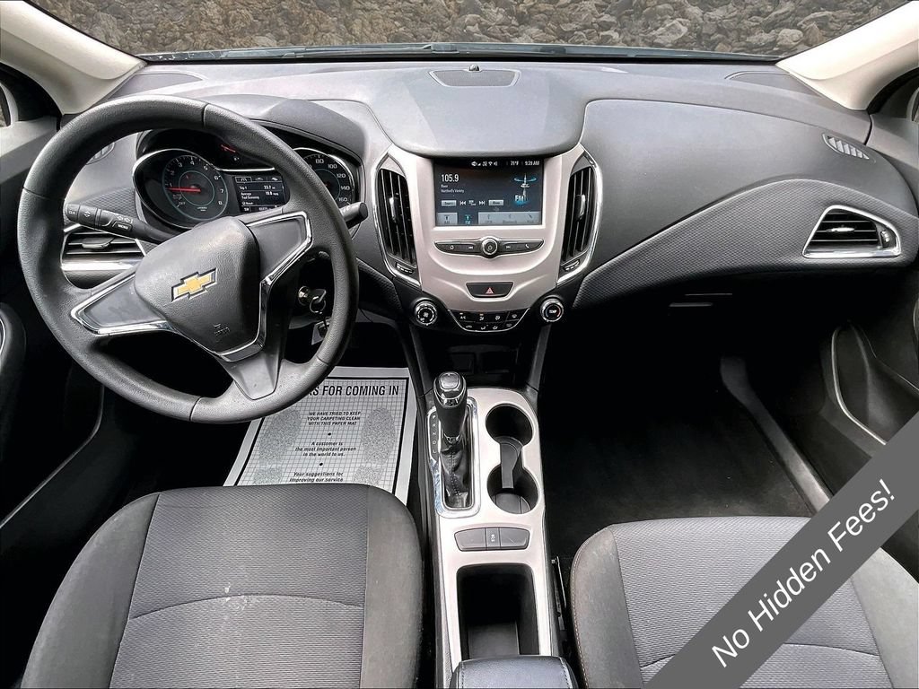 Used 2018 Chevrolet Cruze LS FWD image 11