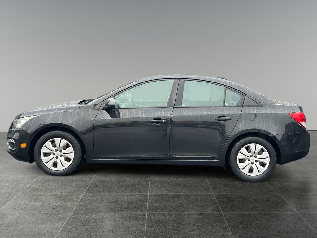 Used 2016 Chevrolet Cruze LS image 4