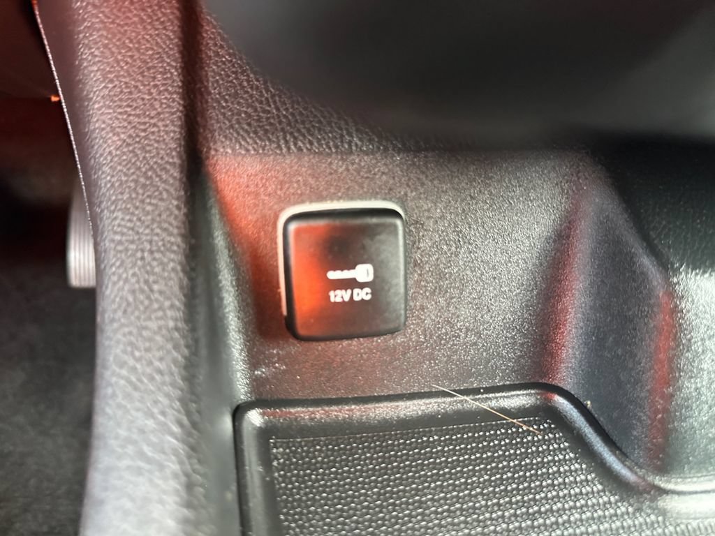 Used 2018 Dodge Durango SXT w/ Quick Order Package 2BB AWD/4WD image 31