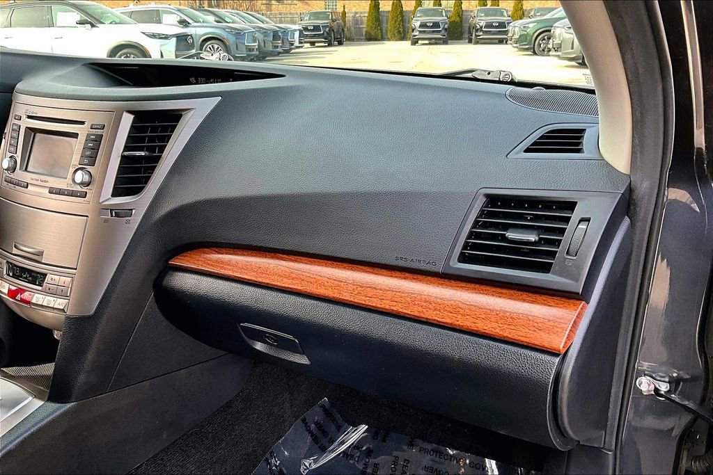 Used 2013 Subaru Outback 2.5i Limited w/ Moonroof Pkg image 27