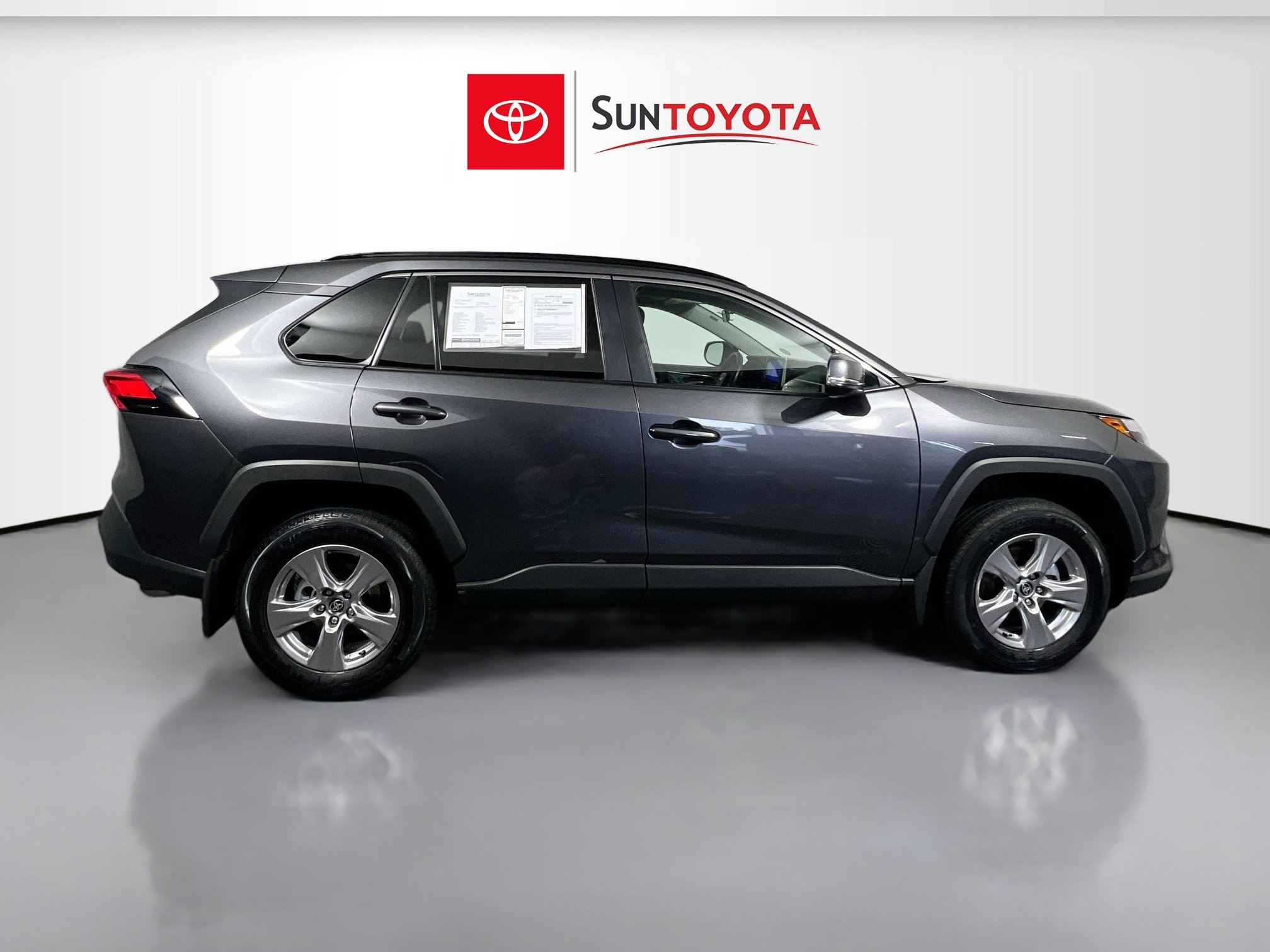 Used 2025 Toyota RAV4 XLE w/ Convenience Package FWD image 2