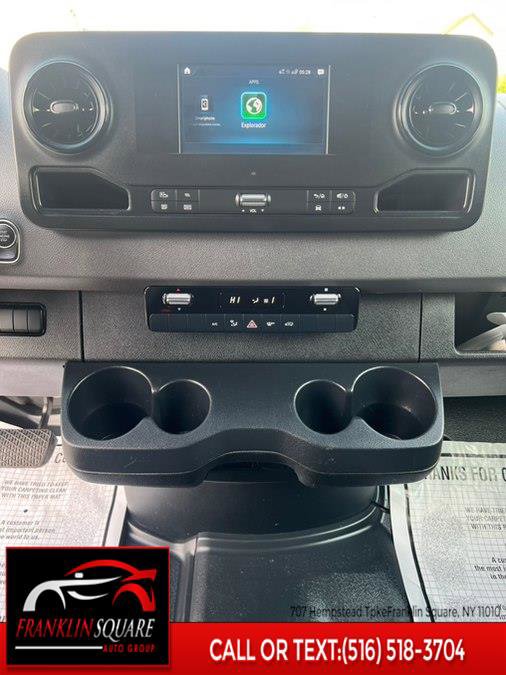 Used 2023 Mercedes-Benz Sprinter 2500 w/ Acoustic Package image 32