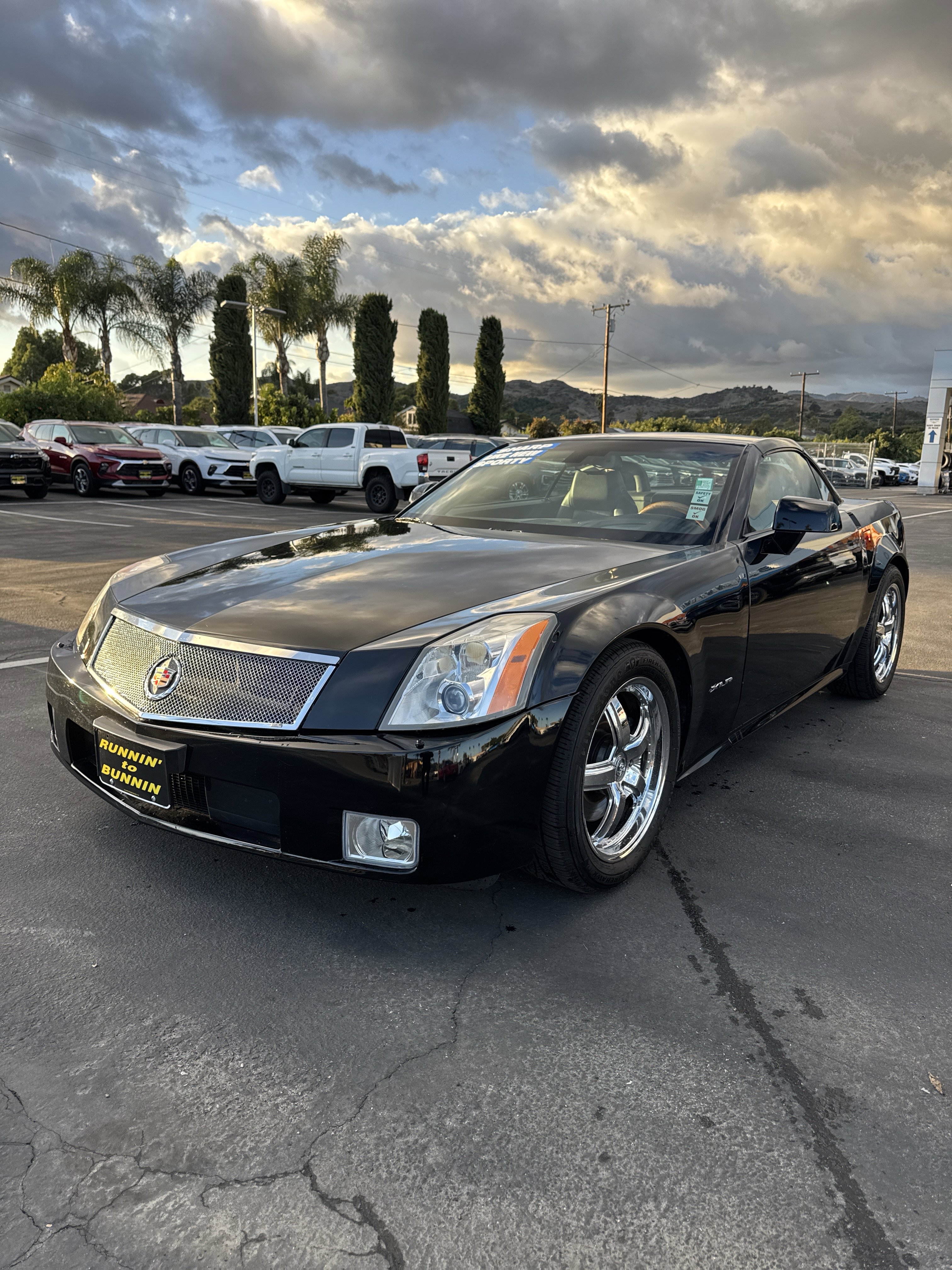 Used 2004 Cadillac XLR image 7