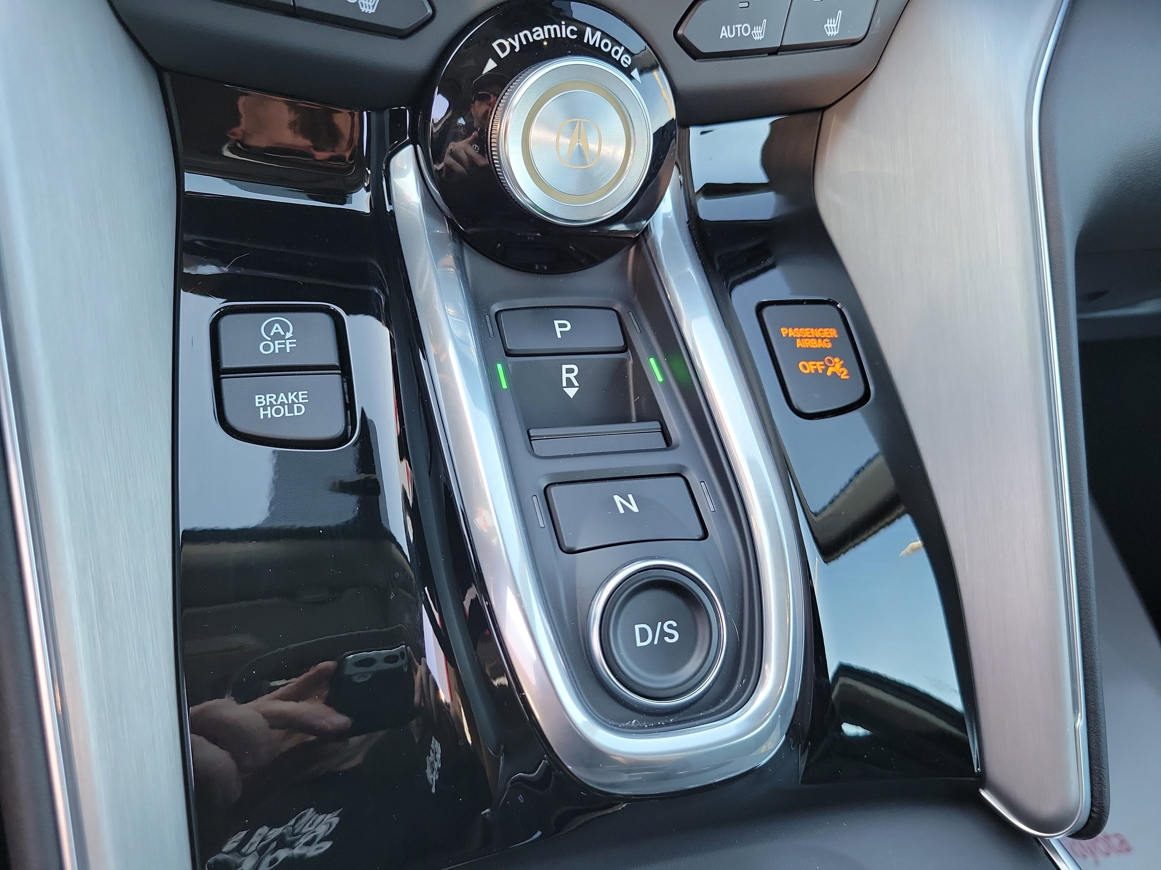 Used 2025 Acura TLX w/ Technology Package image 18