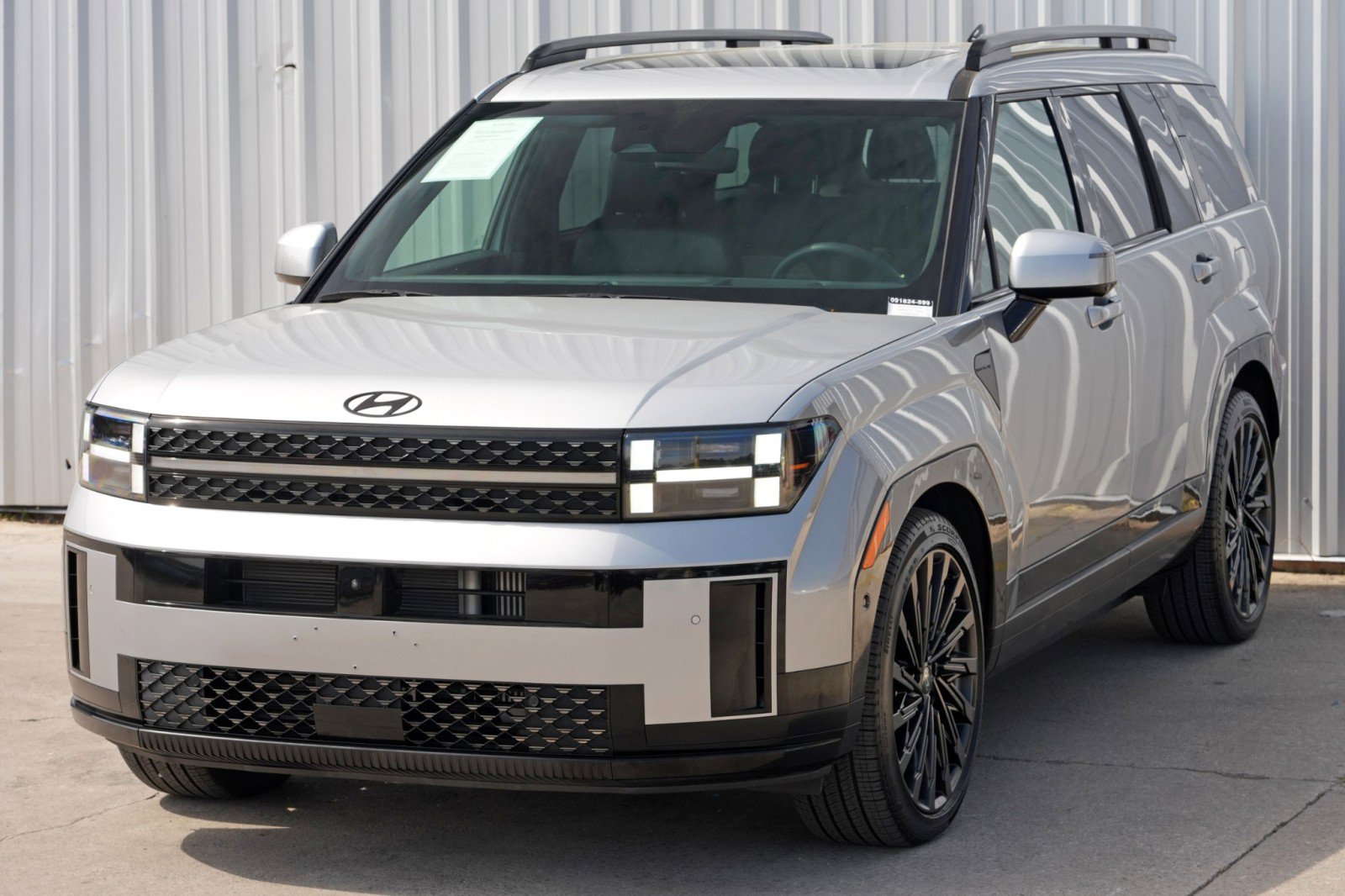 Used 2025 Hyundai Santa Fe Calligraphy image 51