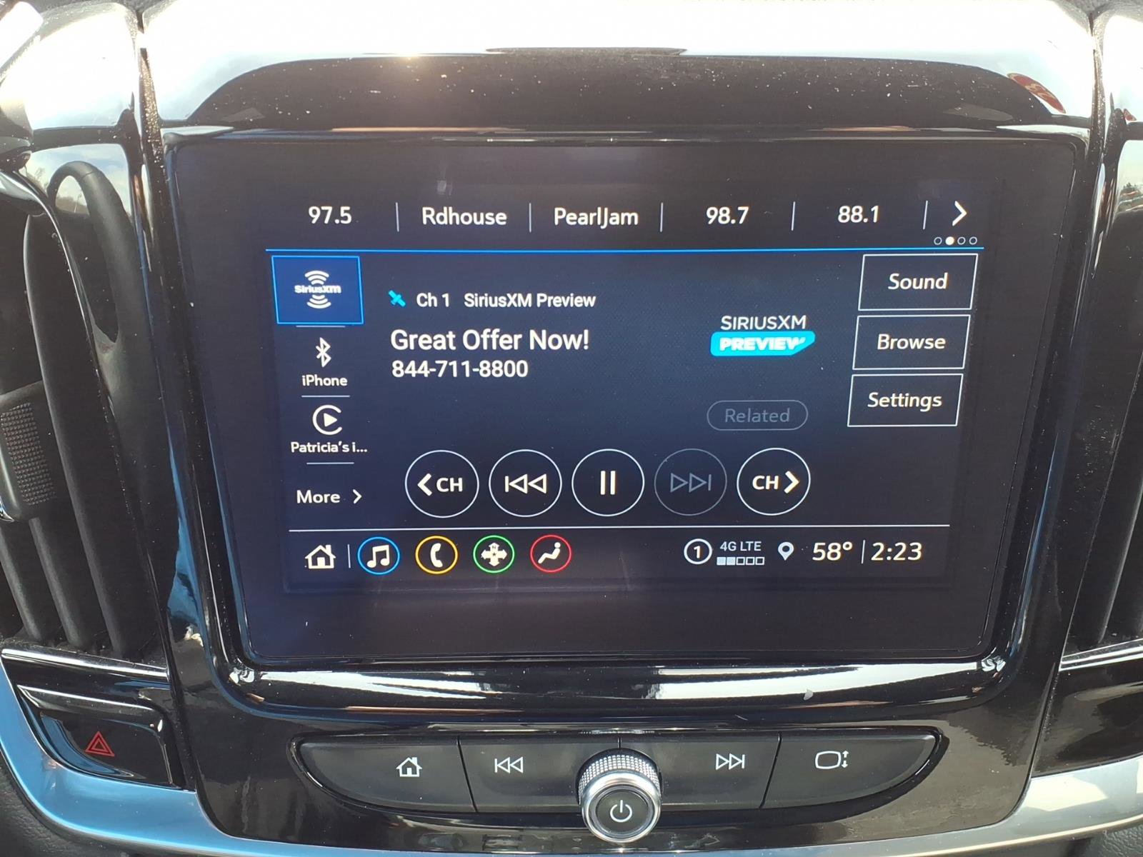 Certified 2023 Chevrolet Traverse LT image 25