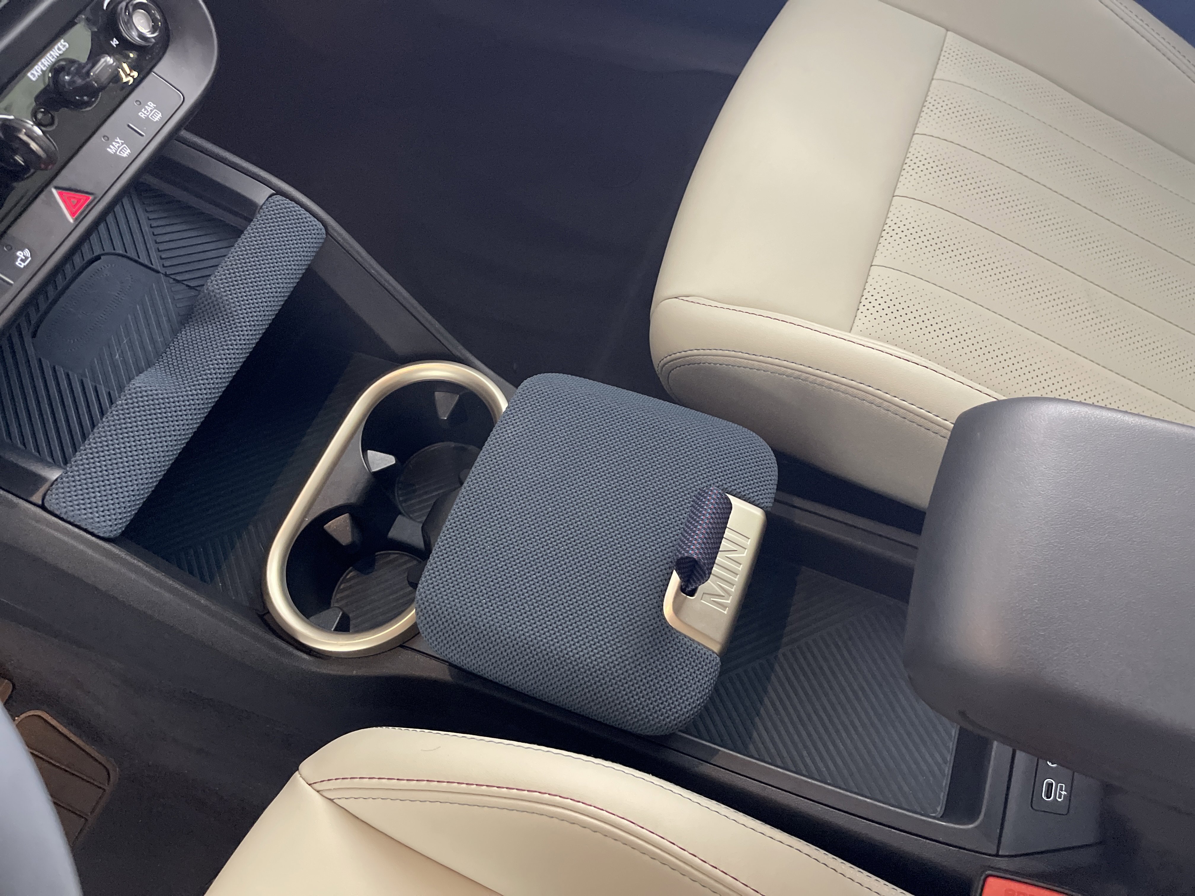 Used 2025 MINI Cooper Countryman S w/ Comfort Package Max image 16