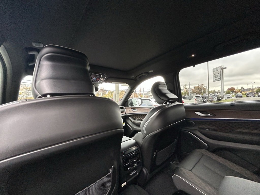 New 2025 Jeep Grand Cherokee L Summit w/ Obsidian Package image 29