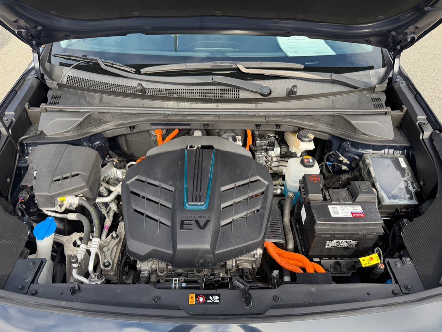 Used 2020 Kia Niro EX w/ Cold Weather Package image 45