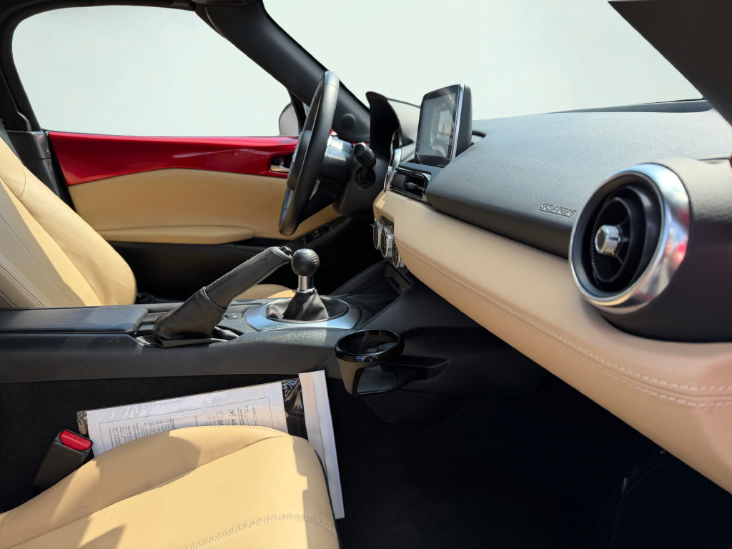 Used 2017 MAZDA MX-5 Miata Grand Touring RWD image 33