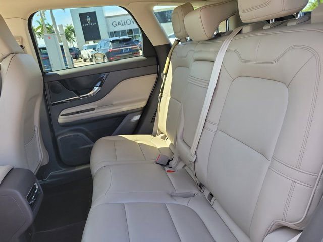 Certified 2023 Lincoln Corsair FWD image 16