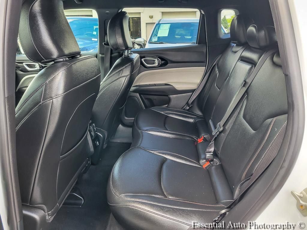 Certified 2024 Jeep Compass Limited AWD/4WD image 11